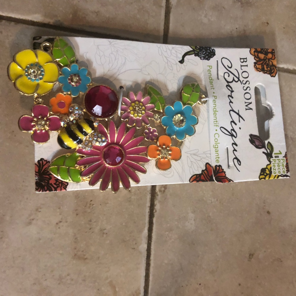 Blossom Boutique Enamel Floral Pendant - 875 $30 or $25 w/offer